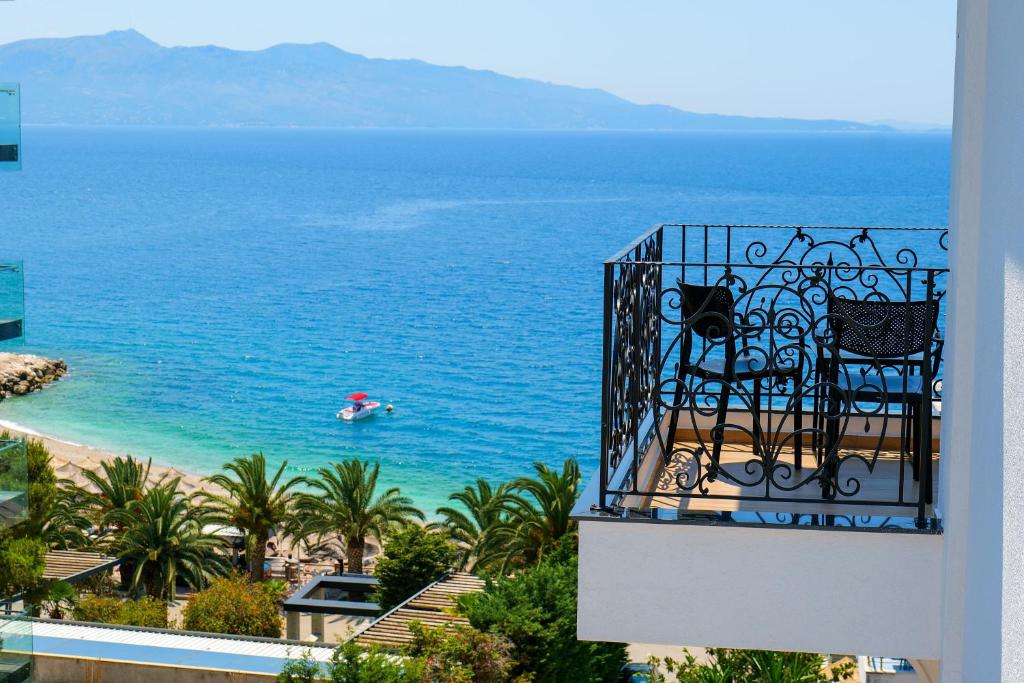 Seawave Hotel, Sarandë